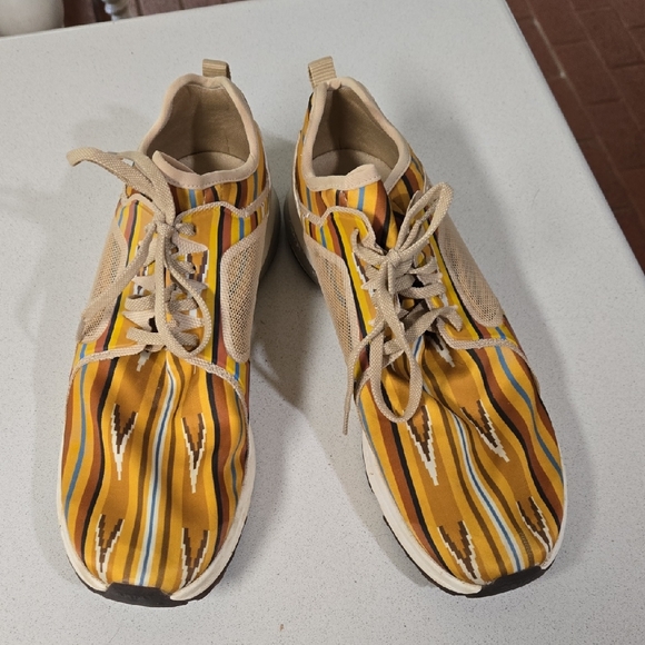 Ariat Shoes - Ariat Fuse Navajo Mustard Sneakers